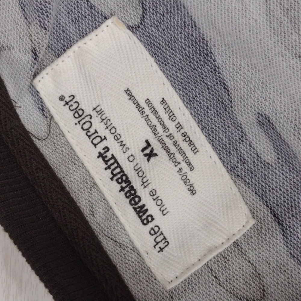 The Sweatshirt Project Camo Front Tie Sweatshirt Size XL - Picture 6 of 6